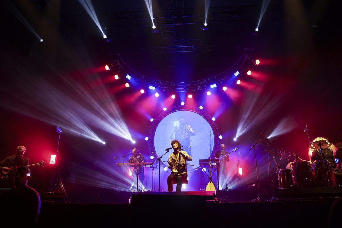 Üsküdar'ın kültür-sanat sezonu Mark Eliyahu konseriyle açıldı