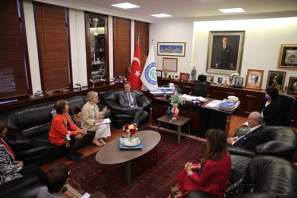 AB Türkiye Delegasyonu Başkanı Meyer-Landrut, Eskişehir Büyükşehir Belediyesini ziyaret etti: