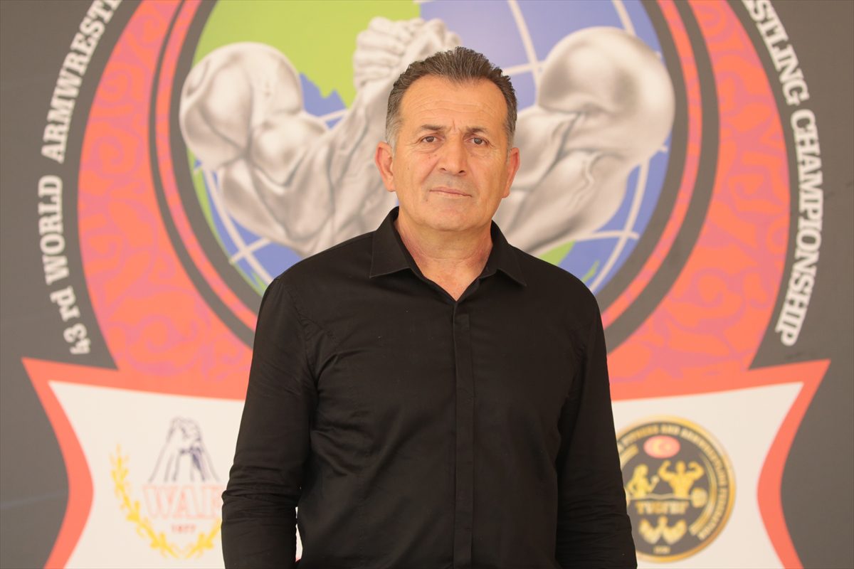 Bilek güreşinde “bileği bükülmez” sporcularla zirve hedefi