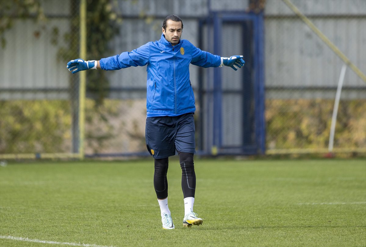 MKE Ankaragücü'nün milli kalecisi, Fenerbahçe maçında 3 puana odaklandı