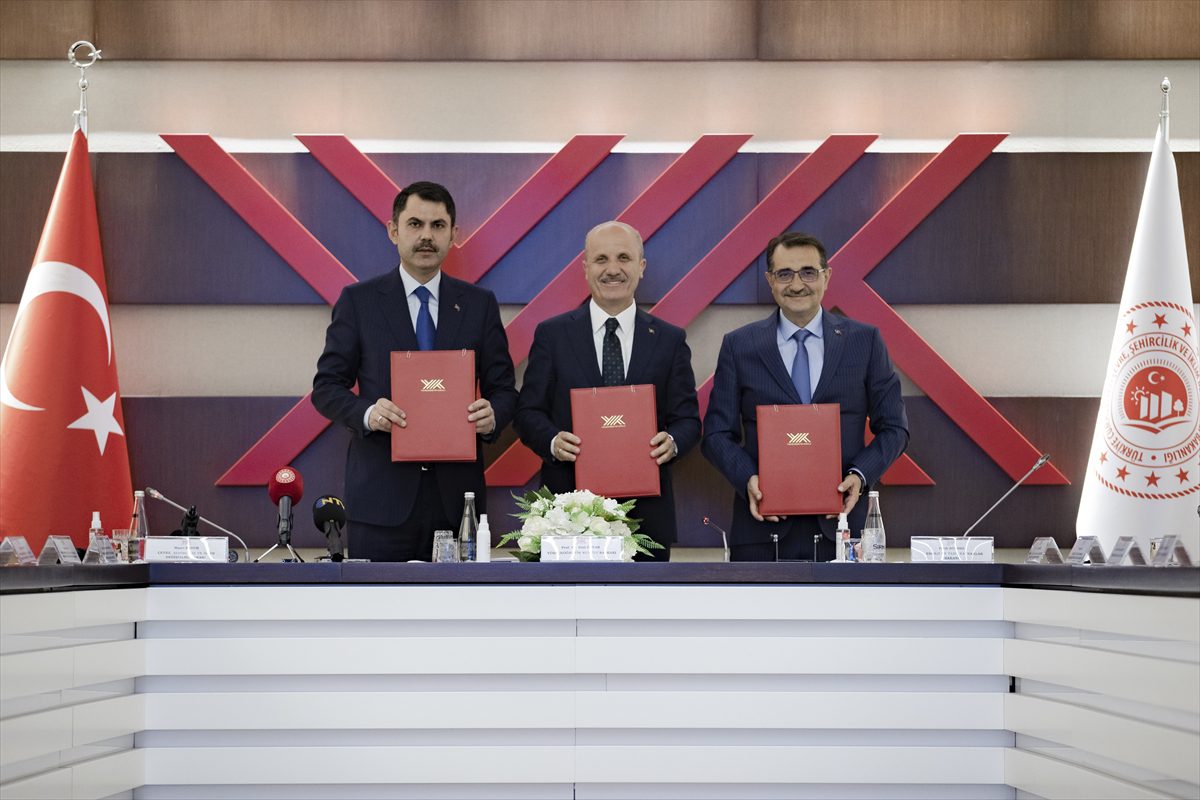 Bakan Kurum “iklim dostu kampüsler”in oluşturulmasına yönelik protokol töreninde konuştu: