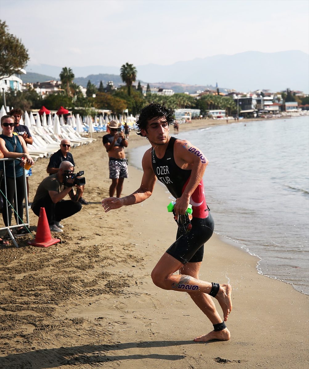 Uluslararası Alanya Triatlon Yarışları'nın 31.'si Paratriatlon Dünya Kupası'yla start aldı