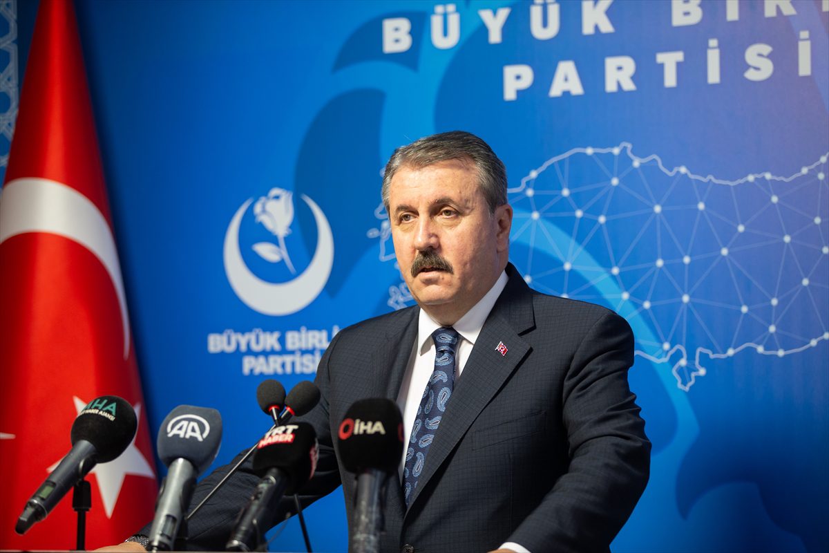 BBP Genel Başkanı Destici'den, İstanbul'daki terör saldırısına ilişkin değerlendirme: