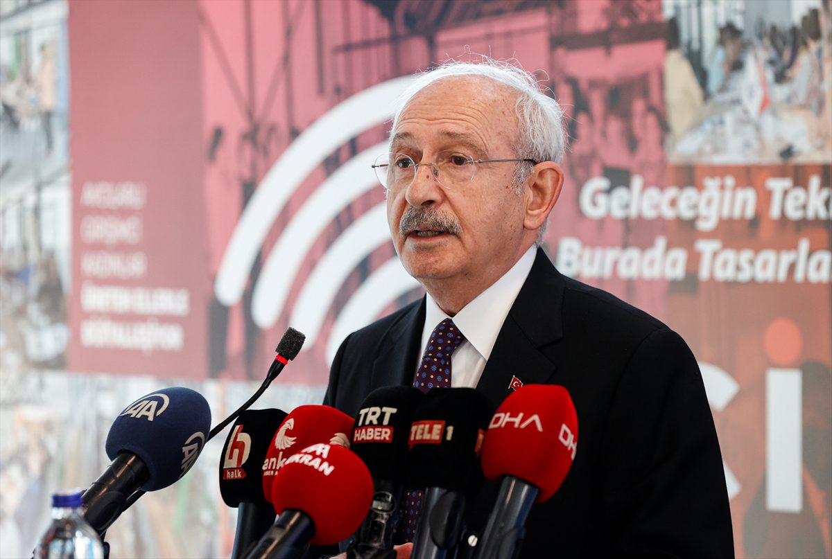 CHP Genel Başkanı Kılıçdaroğlu'ndan Beyoğlu'ndaki patlamaya ilişkin açıklama: