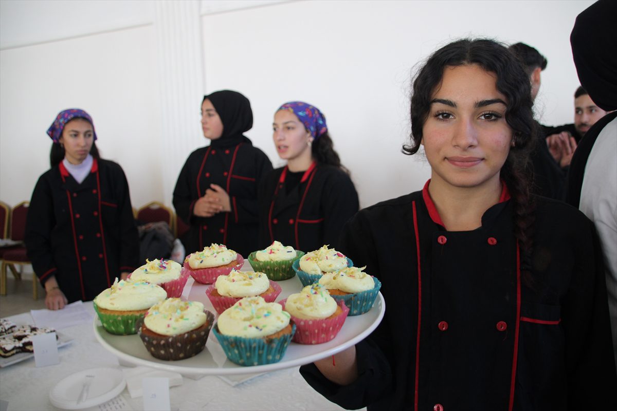Mersin'de tescilli muz ve limondan yapılan pastalar yarıştı