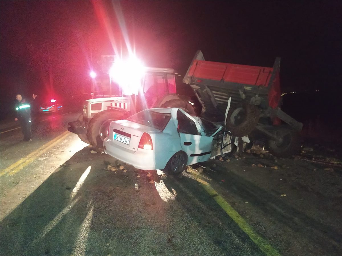 Samsun'daki trafik kazasında 1 kişi öldü, 4 kişi yaralandı