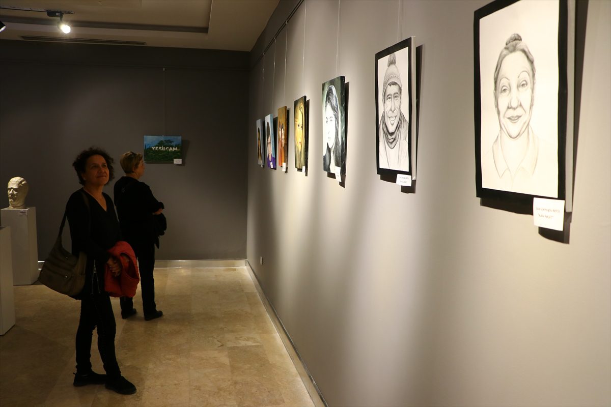 Tekirdağ'da Yeşilçam yıldızlarının büst ve resimleri sergilendi