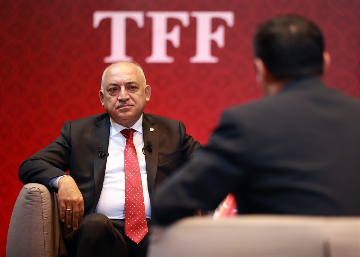 TFF Başkanı Mehmet Büyükekşi, AA Spor Masası'na konuk oldu (1):
