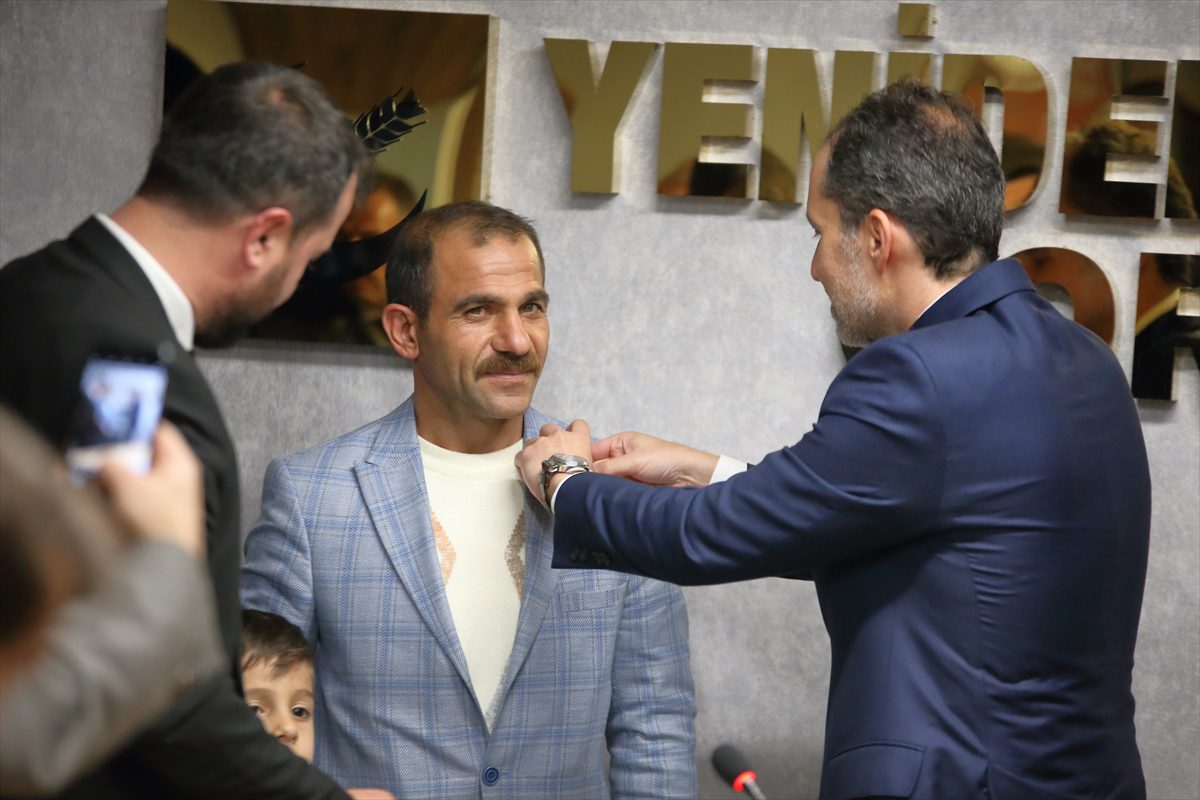 Yeniden Refah Partisi Genel Başkanı Erbakan, Çorum'da konuştu: