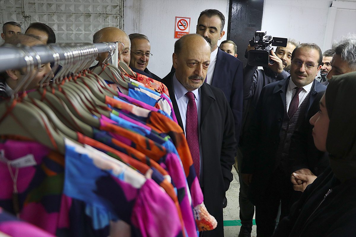 Bakan Bilgin, Bayburt'ta sivil toplum kuruluşları temsilcileriyle bir araya geldi: