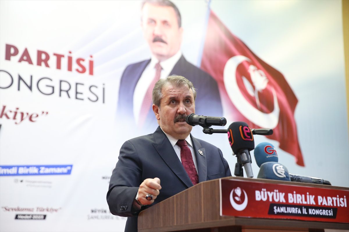 BBP Genel Başkanı Destici, partisinin Şanlıurfa İl Kongresi'nde konuştu: