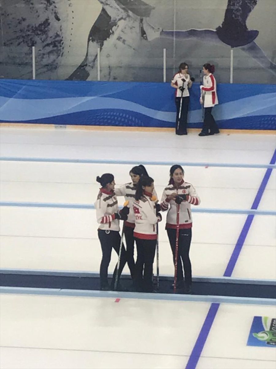Dünya Gençler-B Curling Şampiyonası