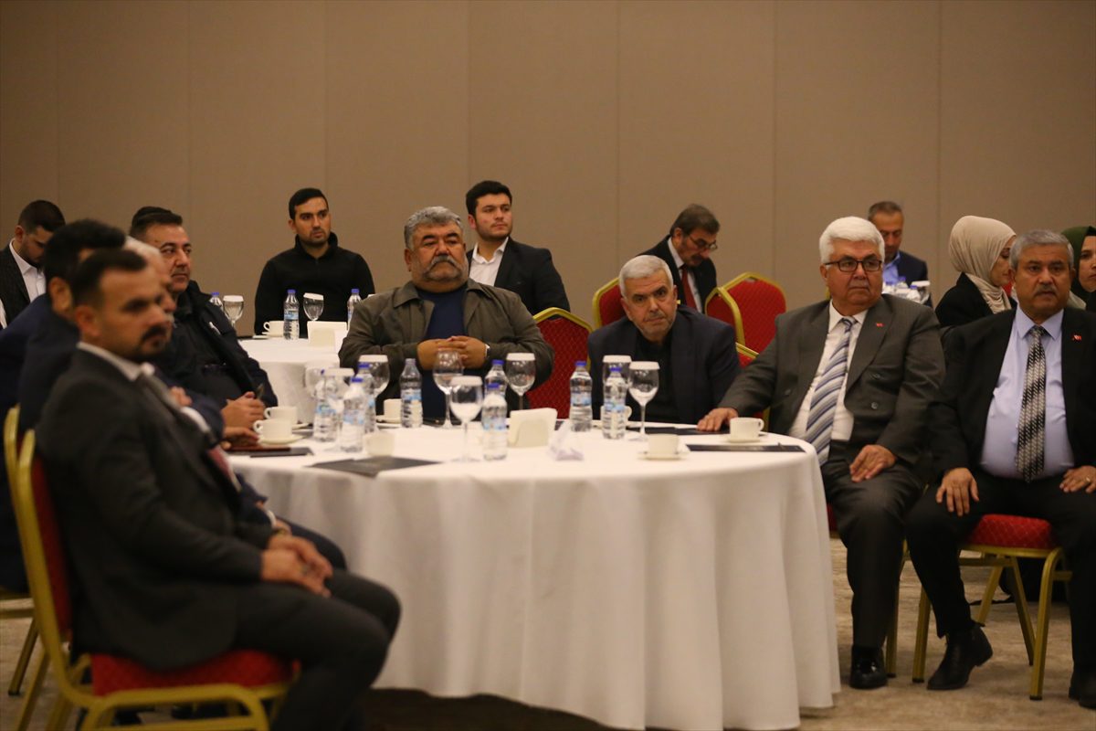 Gaziantep'te “Türkiye Sohbetleri” toplantısı düzenlendi