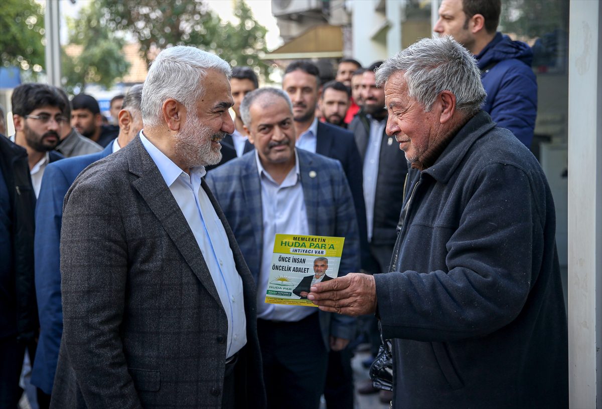HÜDA PAR Genel Başkanı Zekeriya Yapıcıoğlu, Mersin'de konuştu: