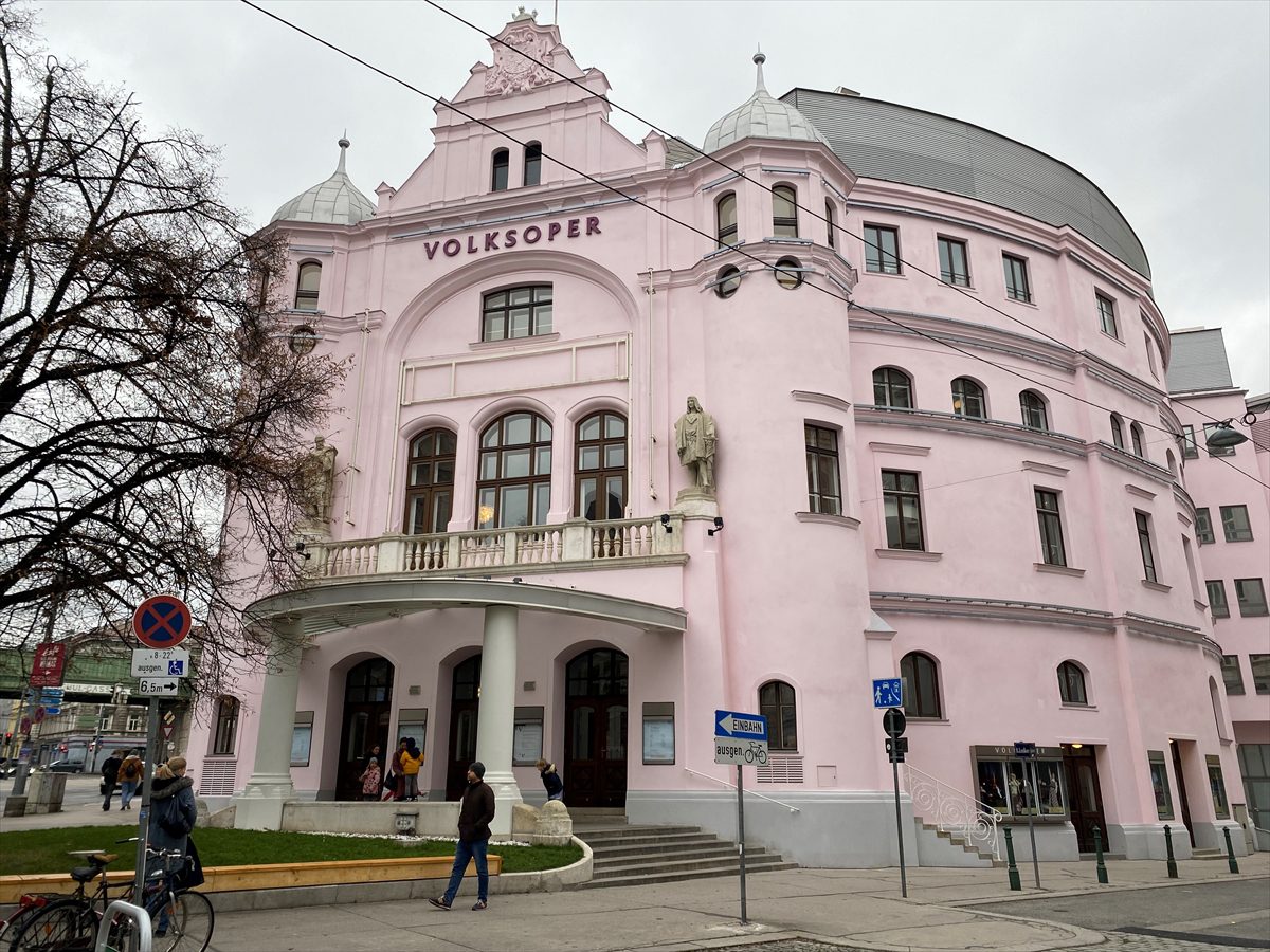 “Keloğlan ve Kırk Haramiler” Avusturya’nın en eski operalarından birinde sahnelendi