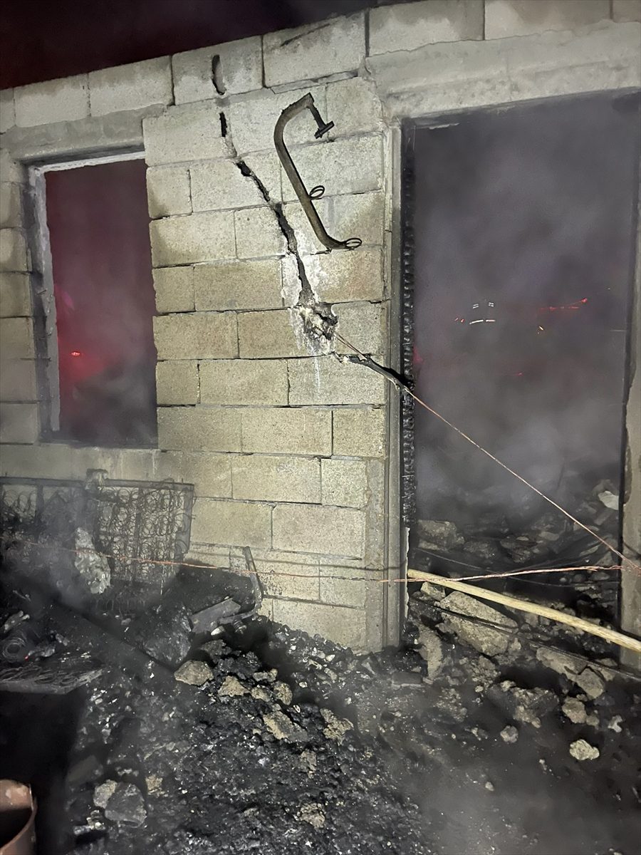 Kırşehir'de müstakil evde çıkan yangında 84 yaşındaki kadın öldü
