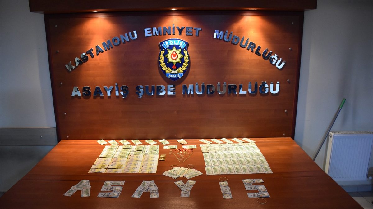 GÜNCELLEME – Polis olduğunu söyleyen dolandırıcı, bir çifti 700 bin lira dolandırdı