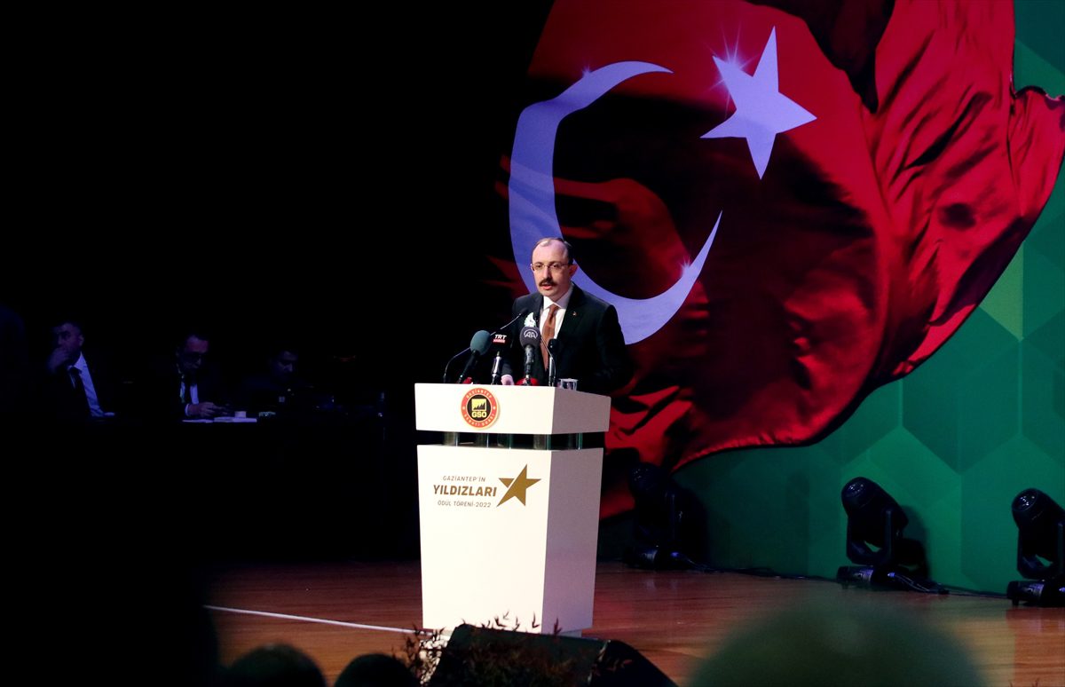 Ticaret Bakanı Muş, Gaziantep'in Yıldızları Ödül Töreni’nde konuştu:
