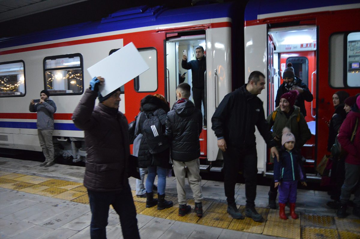 “Turistik Doğu Ekspresi” Erzurum'a ulaştı