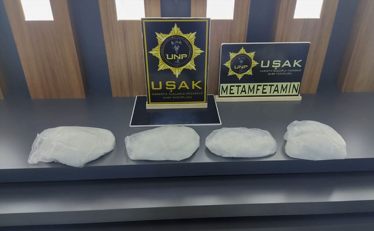 Uşak'ta yolcu otobüsünde uyuşturucu ele geçirildi