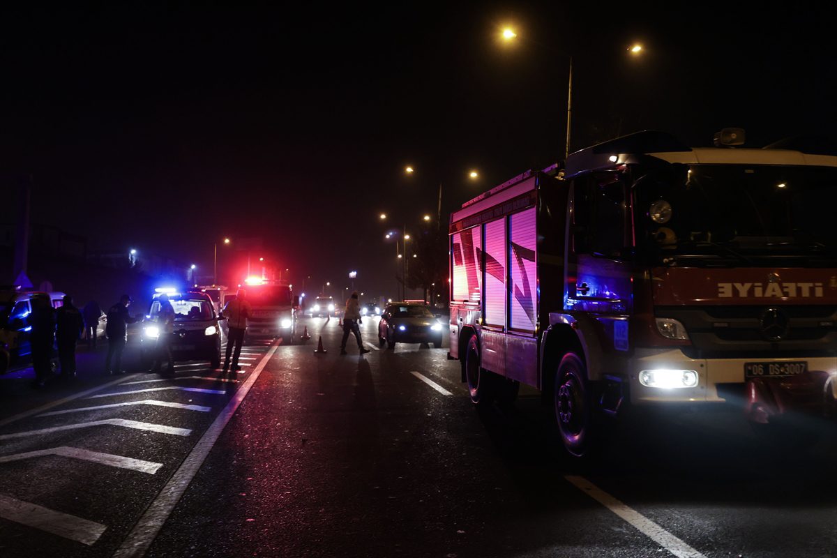 Başkentte otomobilin beton bariyere çarptığı kazada 1 kişi öldü