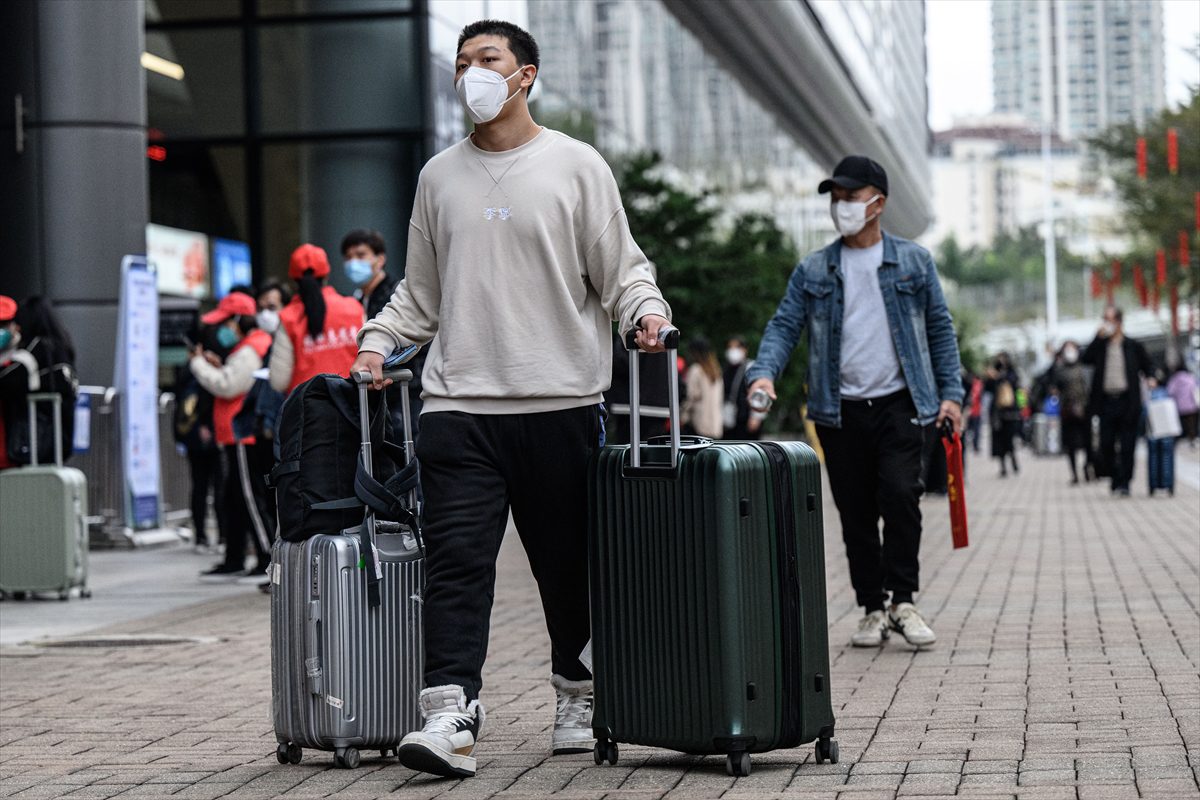 Çin, Kovid-19 salgını nedeniyle kapattığı sınırlarını 3 yıl sonra açtı