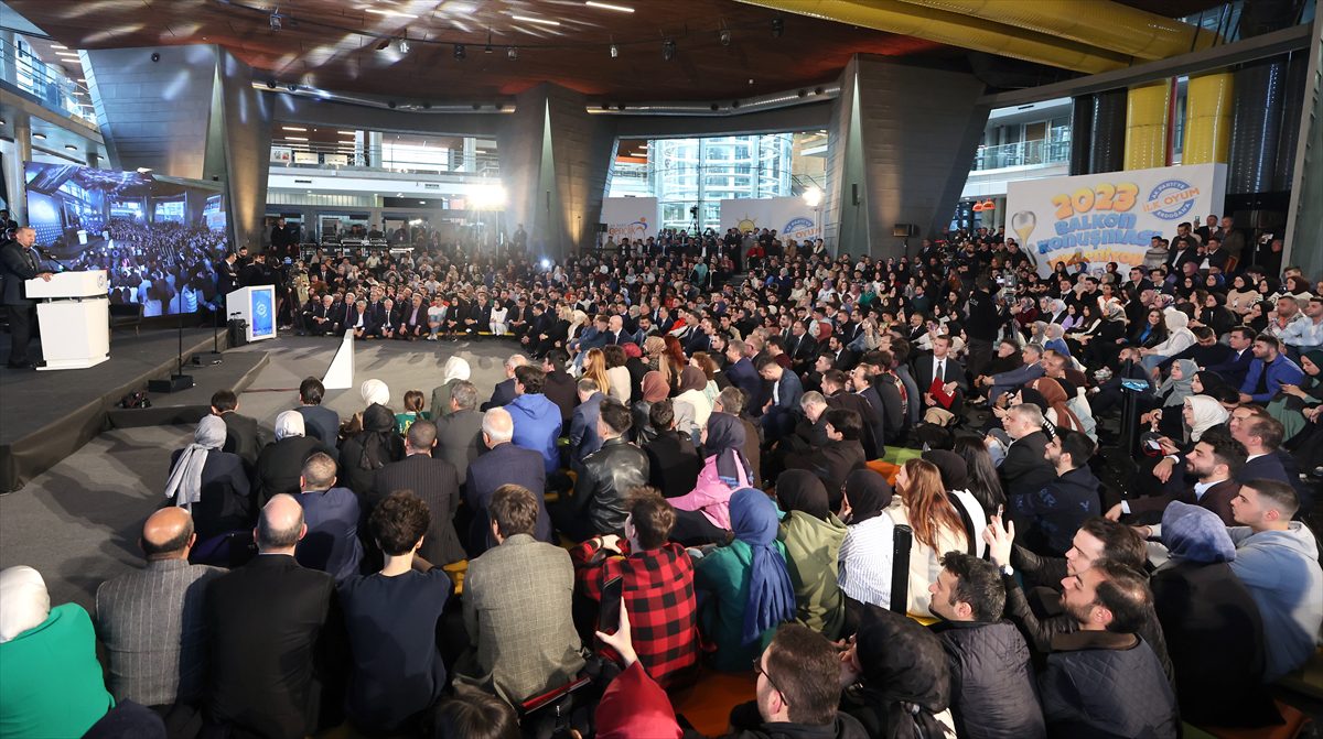 Cumhurbaşkanı Erdoğan, “İlk Oyum AK Parti'ye, İlk Oyum Erdoğan'a” programında gençlerle bir araya geldi: (5)