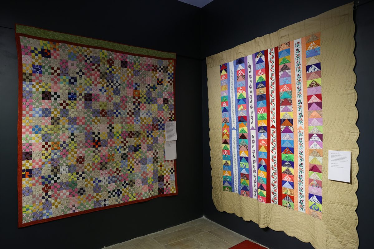 Edirne’de tekstil atıklarından kırkyama tekniğiyle hazırlanan eserler sergilendi