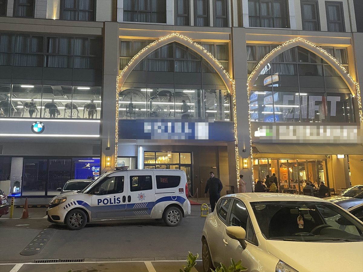 Sakarya’da bir kişi otel odasında ölü bulundu
