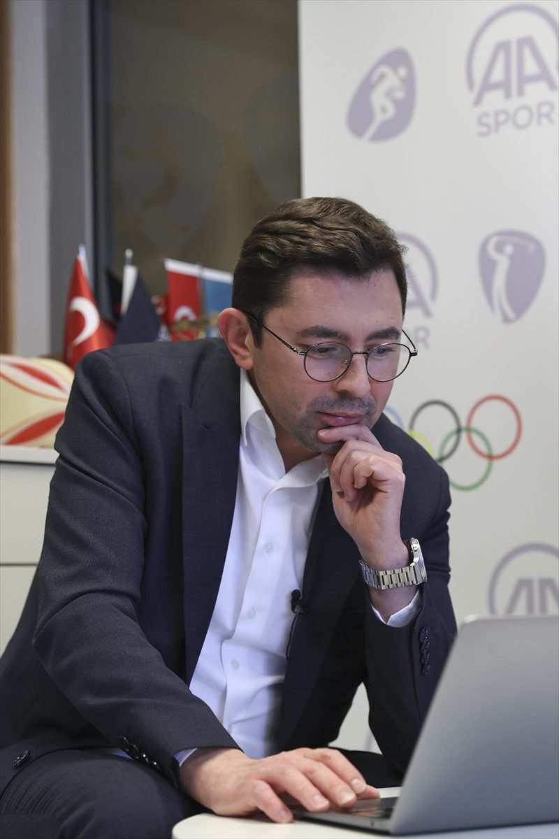 THSF Başkanı Kalaycı, AA'nın “Yılın Fotoğrafları” oylamasına katıldı