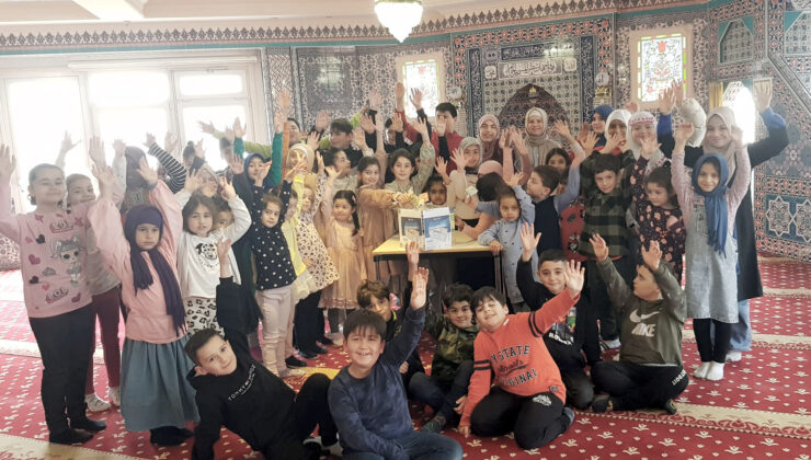 Yurtdışı Türklere Sataşanlara Cevaplar (3)