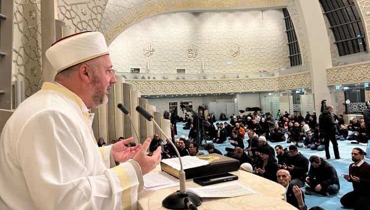 Köln DİTİB Merkez Camii’nde Regaib Kandili Coşkusu