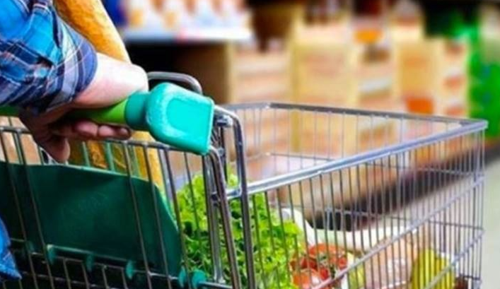 Marketten satın alınan poşet kapsalata veya yeşilliklere dikkat