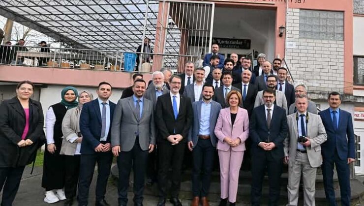 Rheinland-Pfalz Eyalet Başbakanı Dreyer, DİTİB iftar sofrasına katıldı