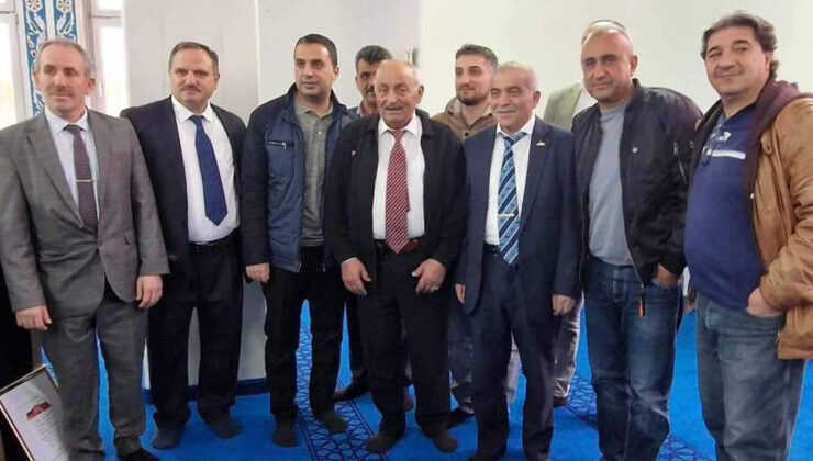 Pforzheim DİTİB Fatih Camii’nde 30 yıllık başkan Okumuş’a vefa programı!..