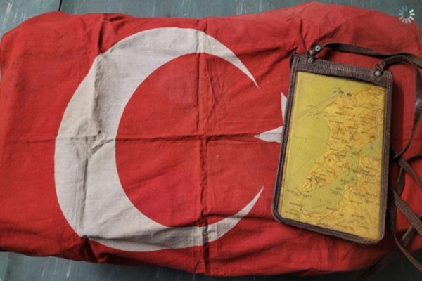 Fransa’daki 110 yıllık sandıktan ”Çanakkale” çıktı