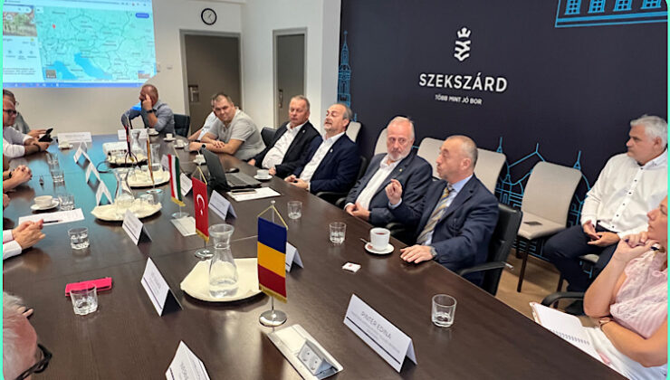 Şahbaz, İstanbul Fatih’in Müstakbel Kardeşi  Szekszárd’da