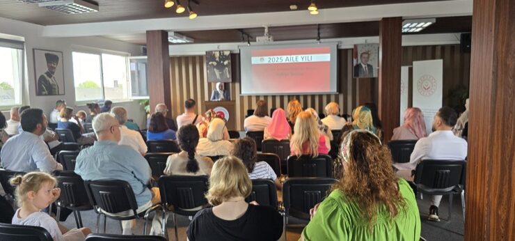 Köln Başkonsolosluğu’ndan Koruyucu Aile Etkinliği