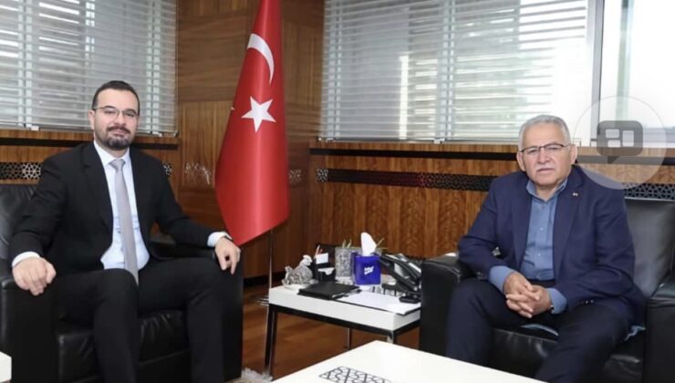 Erkan Arslan, Kayseri Büyükşehir Belediye Başkanı Memduh Büyükkılıç’ı Ziyaret Etti