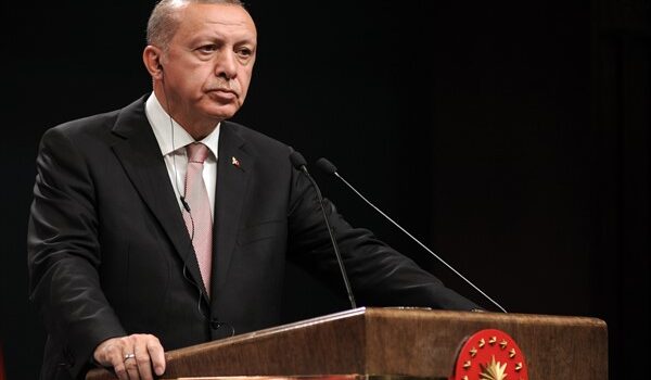 Cumhurbaşkanı Recep Tayyip Erdoğan, Azerbaycan’da Zafer Günü Töreni’ne katıldı.