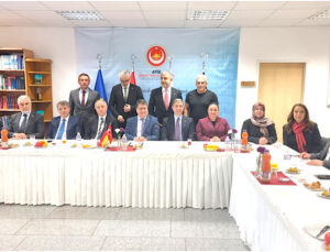 Sırakaya’dan ATİB’e Ziyaret: “Avrupa’daki Türklerin Huzuru ve Güvenliği Önceliğimizdir”