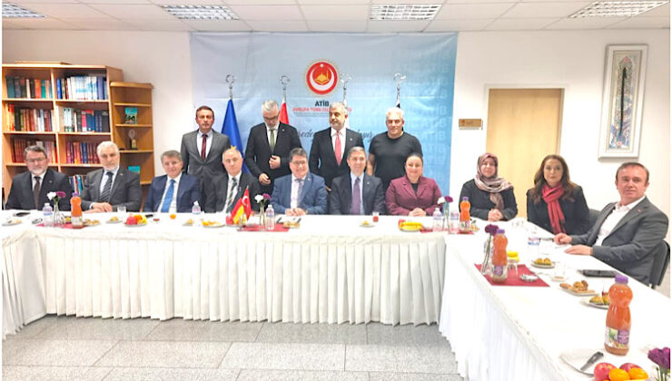 Sırakaya’dan ATİB’e Ziyaret: “Avrupa’daki Türklerin Huzuru ve Güvenliği Önceliğimizdir”