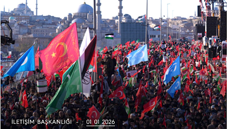 İstanbul’da binlerce kişi Gazze’ye destek gösterisi düzenledi