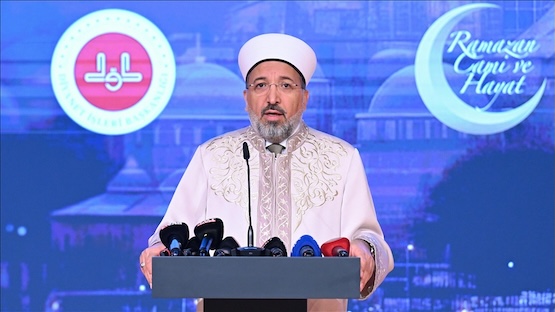 Diyanet, bu yıl ramazan temasını “Ramazan, Cami ve Hayat” olarak belirledi