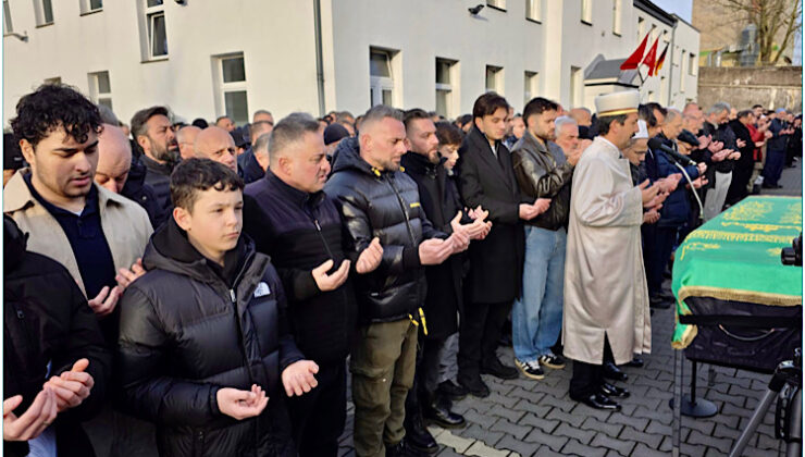 DİTİB teşkilatının kurucu öncülerinden Mehmet Yıldırım son yolculuğuna dualarla uğurlandı