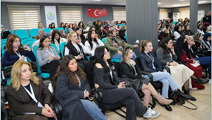 Antalya’da “Medya Etiği-Sorumlu Gazetecilik Kampı”