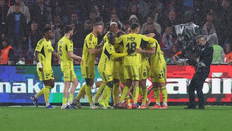 Fenerbahçe, kritik Trabzonspor deplasmanından galibiyetle dönüyor