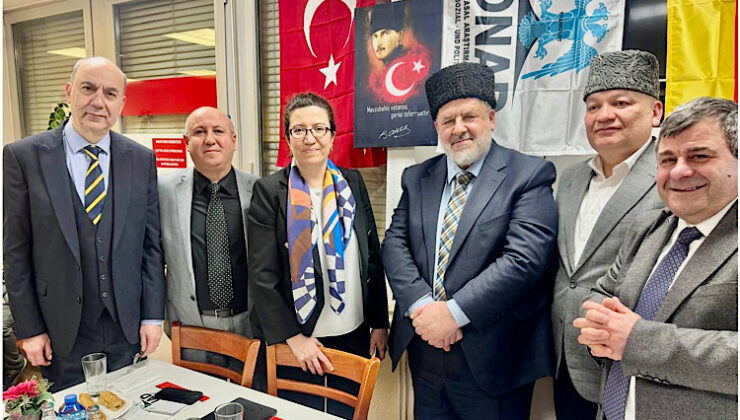 Refat Çubarov Frankfurt’ta, birlikte hareket etme Çağrısı Yaptı