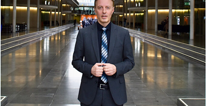 Vatandaşlıkta Sayılar Değil, Standart ve Nitelikler Belirleyicidir