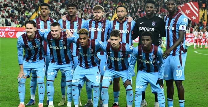 Trabzonspor’da 20 haftada 8 futbolcu sahaya kaptan olarak çıktı